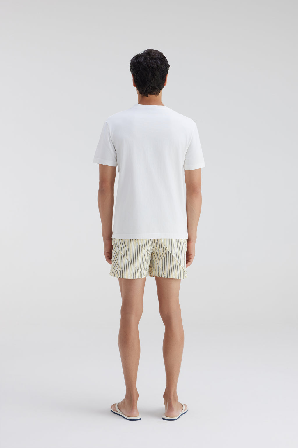 T-shirt with boat picture